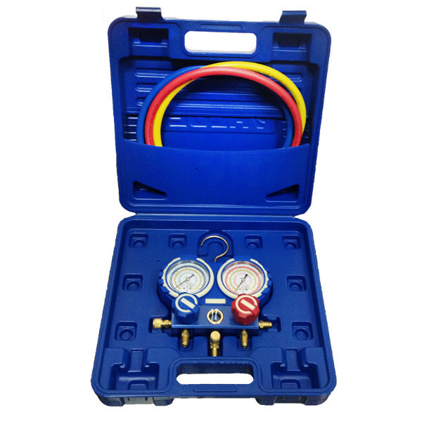 7099428250_kollektor-zapravochnyj-2-ventilnyj Коллектор заправочный 2-вентильный VALUE VMG-2-R22-B в кейсе, 68 мм